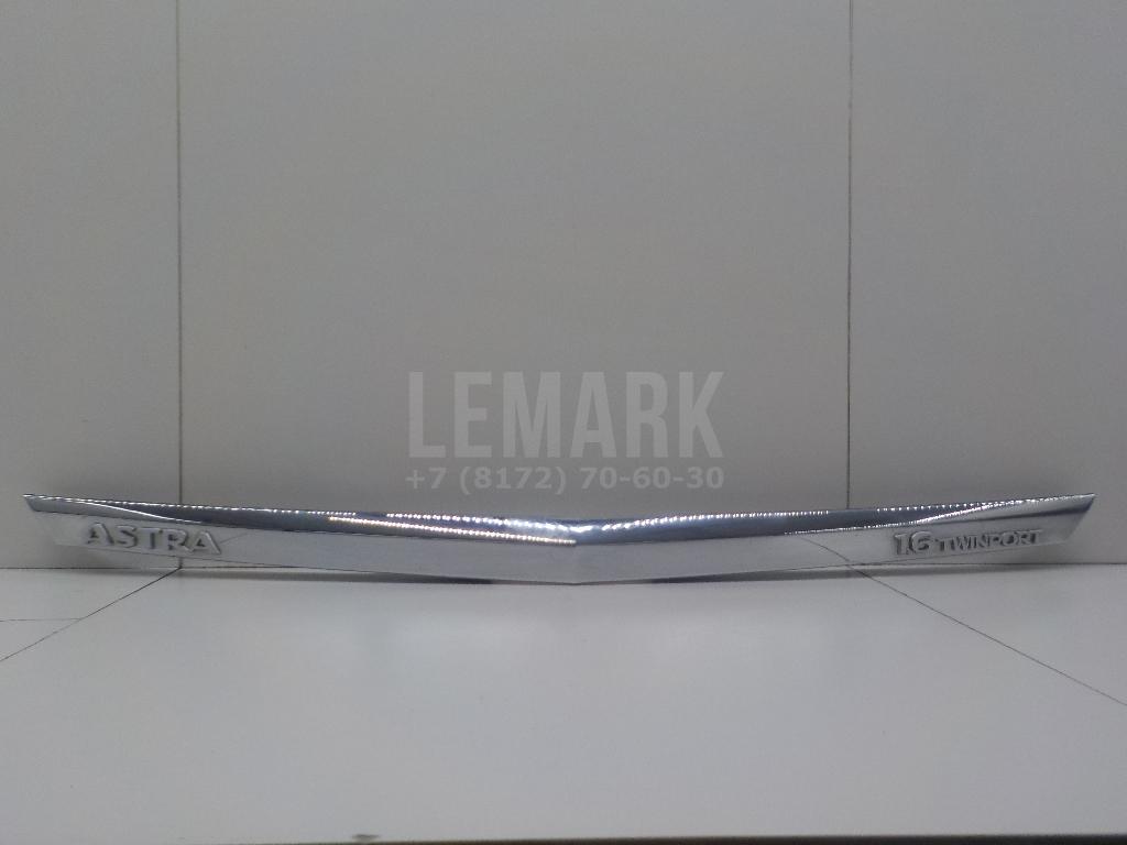 Накладка двери багажника 13142784 GM