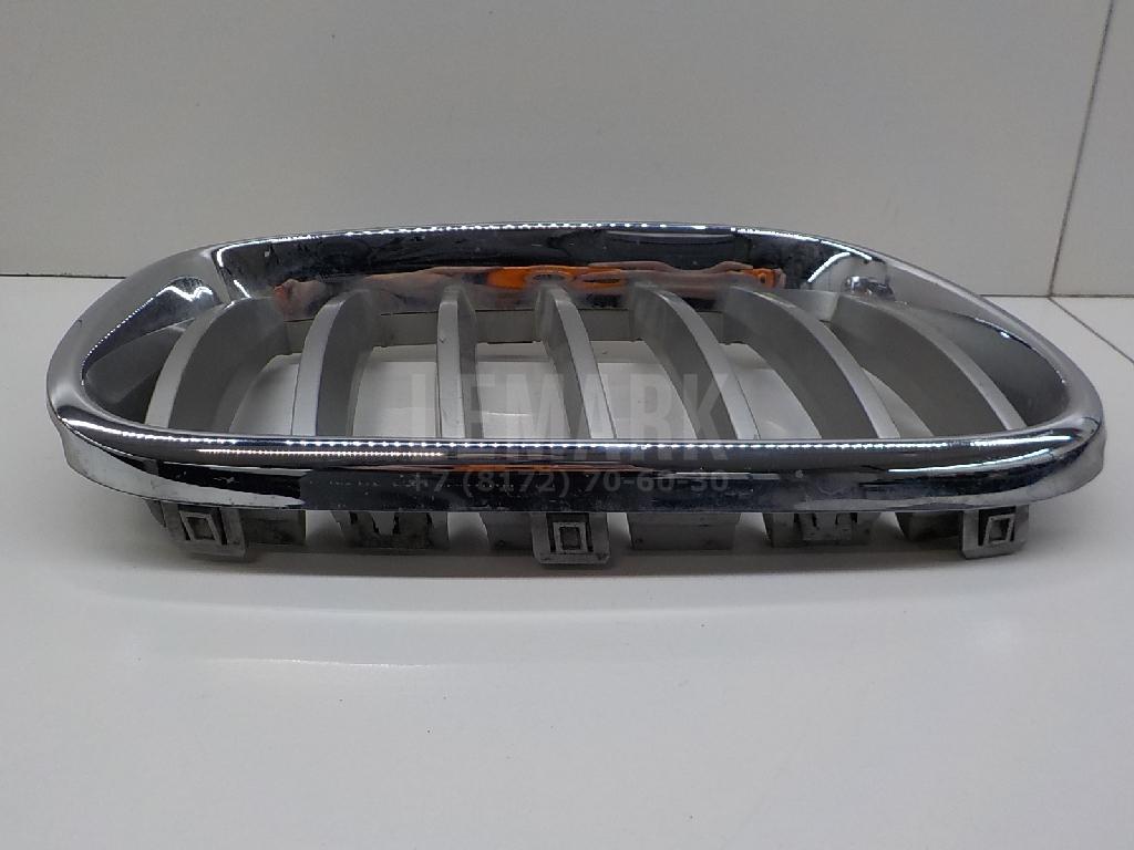 Решетка радиатора правая для  Audi A4 [B6] 2000-2004