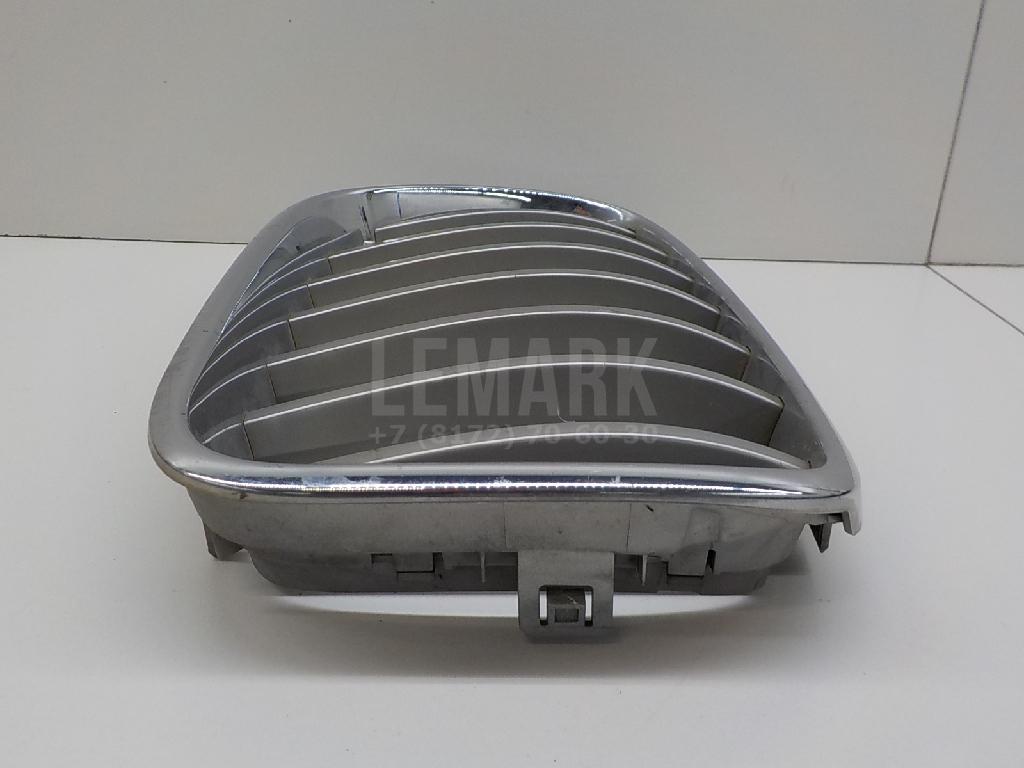 Решетка радиатора правая для  Audi A4 [B6] 2000-2004