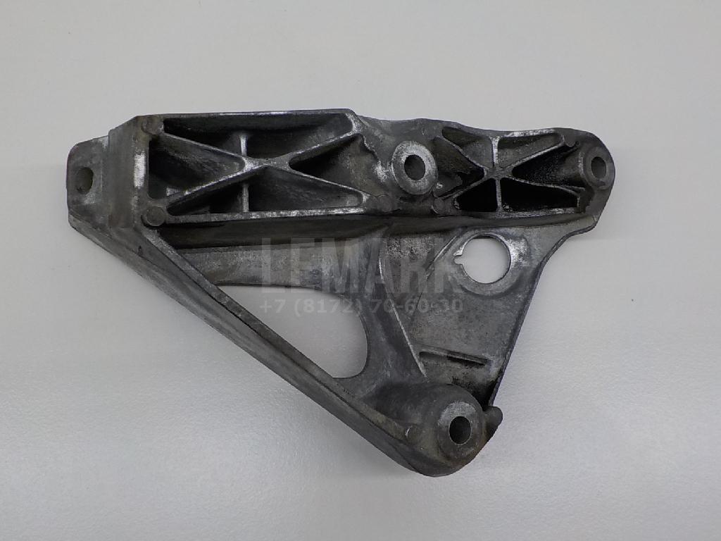 Кронштейн двигателя левый для  BMW X6 F16/F86 2014-2020