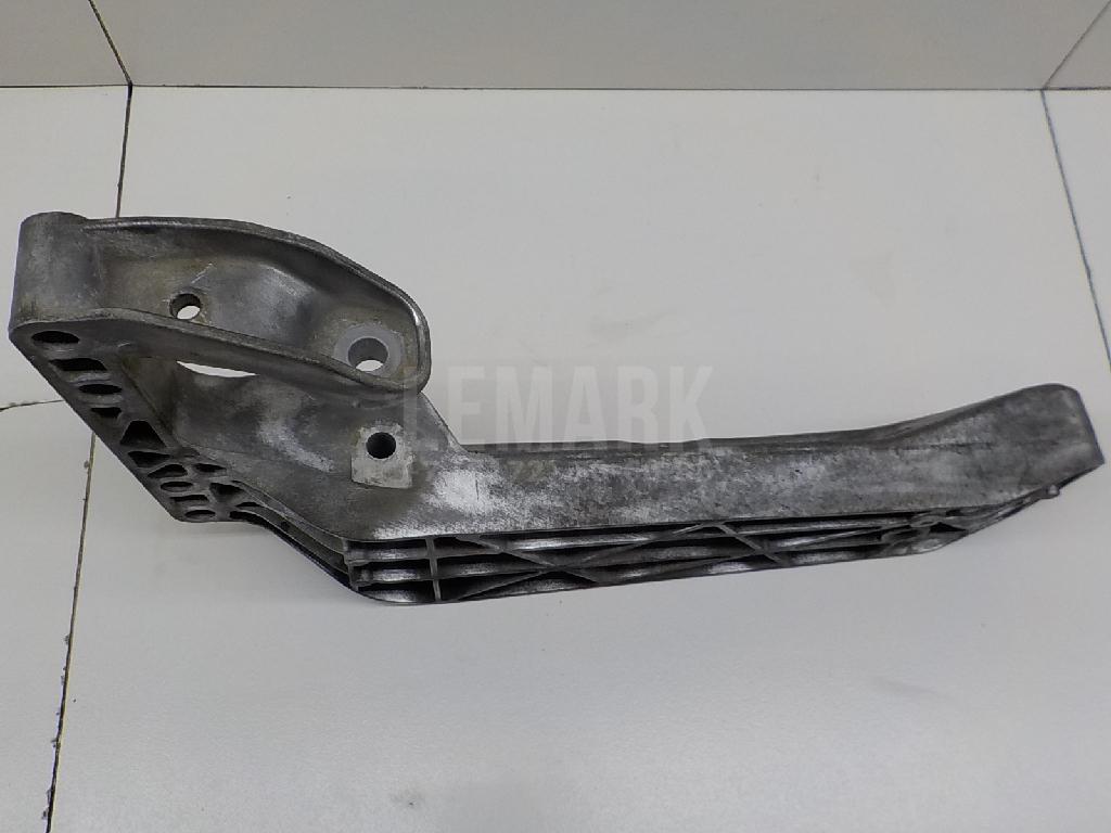 Кронштейн КПП для  BYD F3 2006-2013
