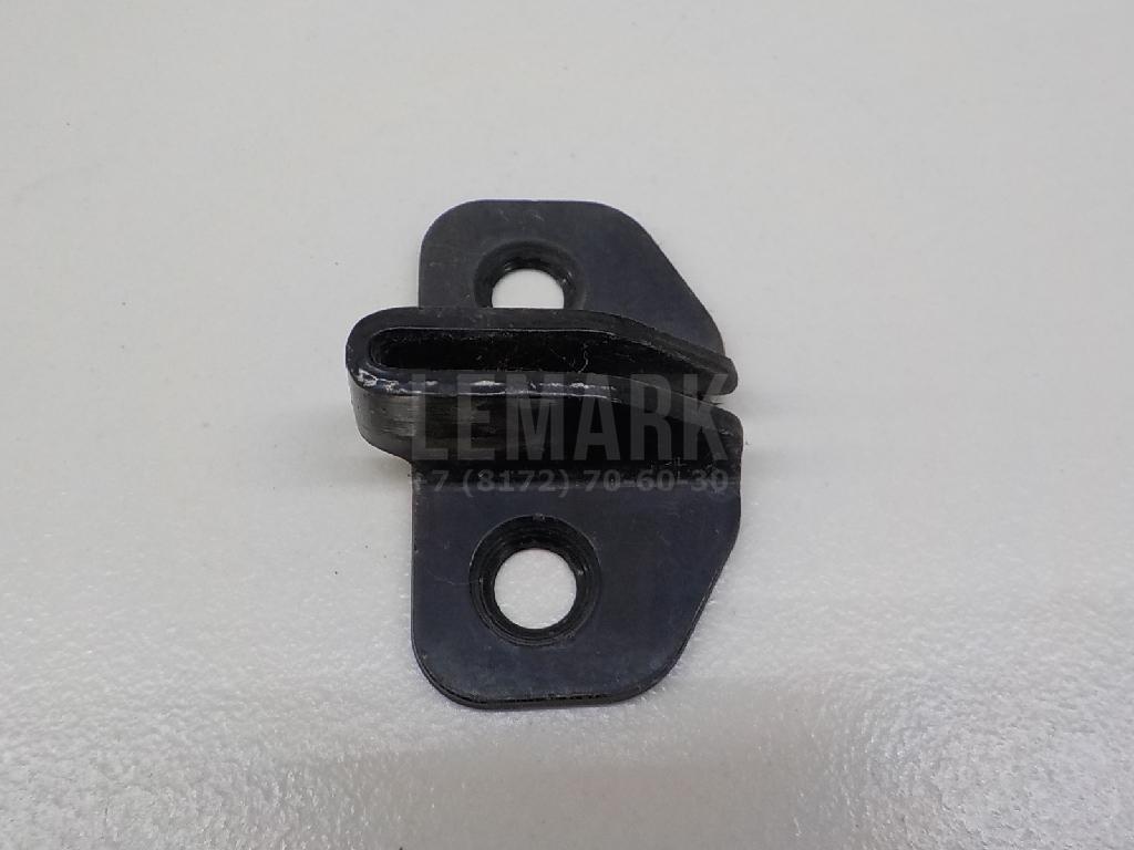 Ответная часть замка багажника 6946160010 Toyota
