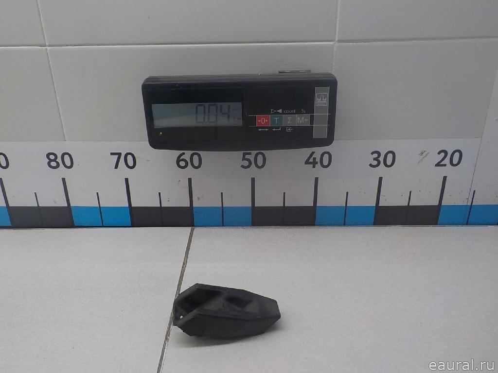 Кронштейн заднего бампера