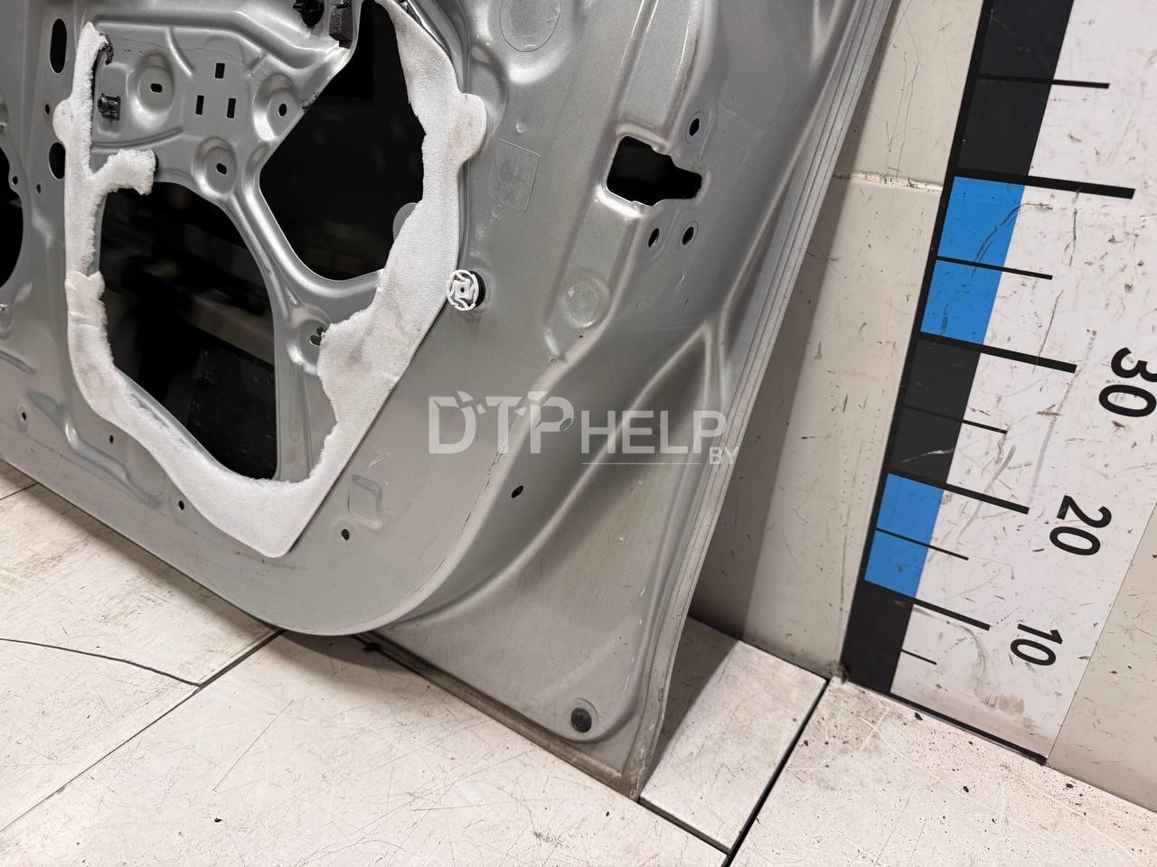 Фото Дверь передняя правая для Renault Logan II  2015