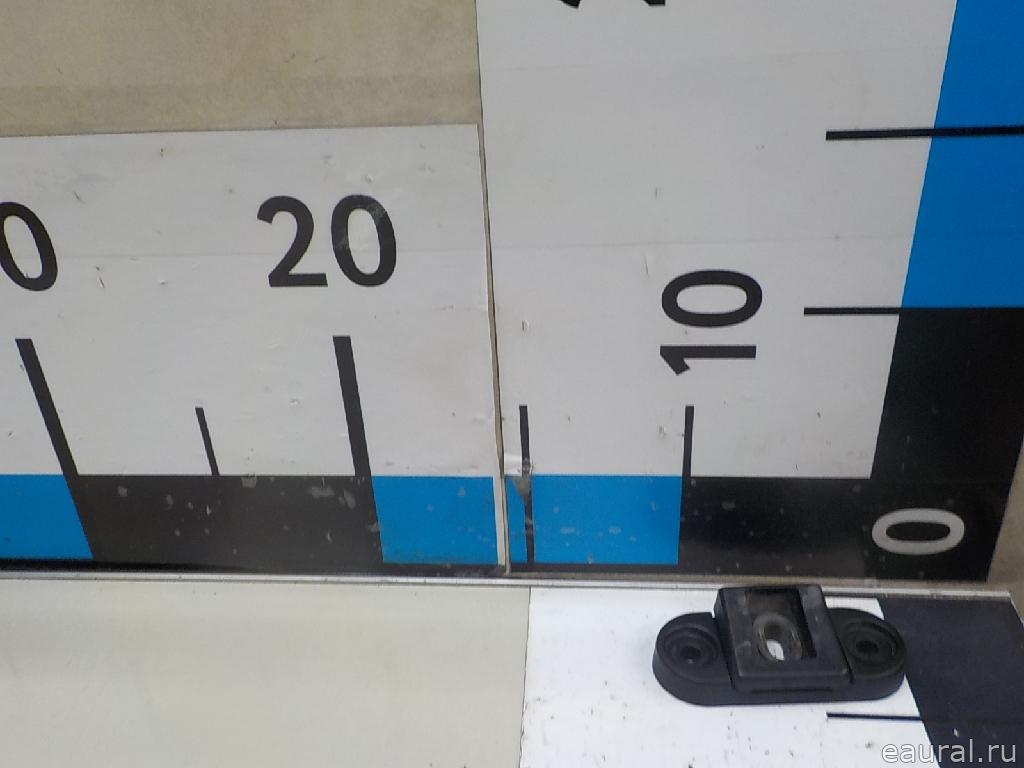 Отбойник крышки багажника