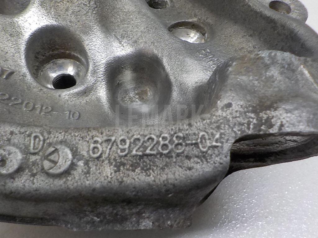 Кулак поворотный передний правый для  Audi 100/200 [44] 1983-1991