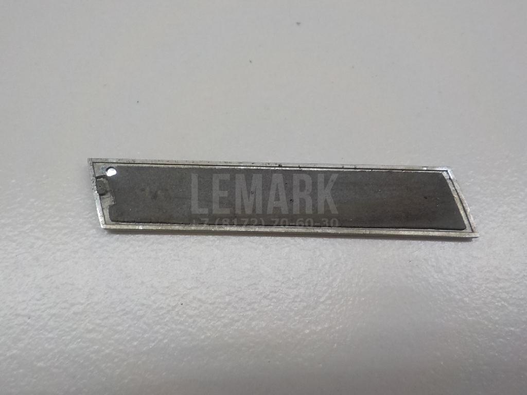 Эмблема на крышку багажника