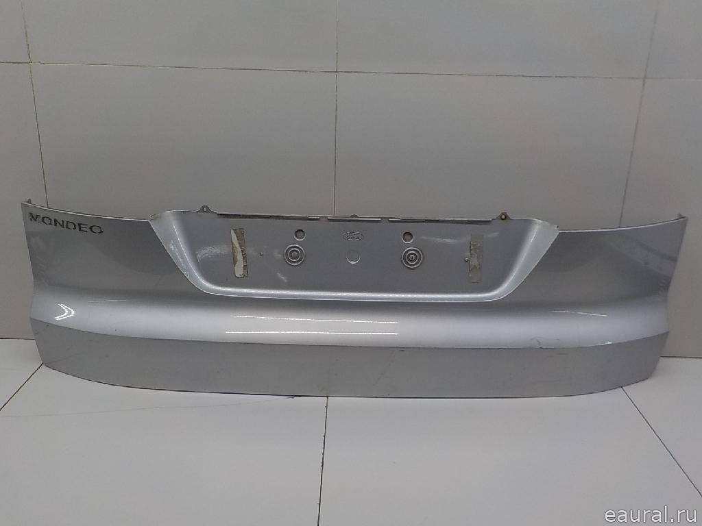 Накладка двери багажника