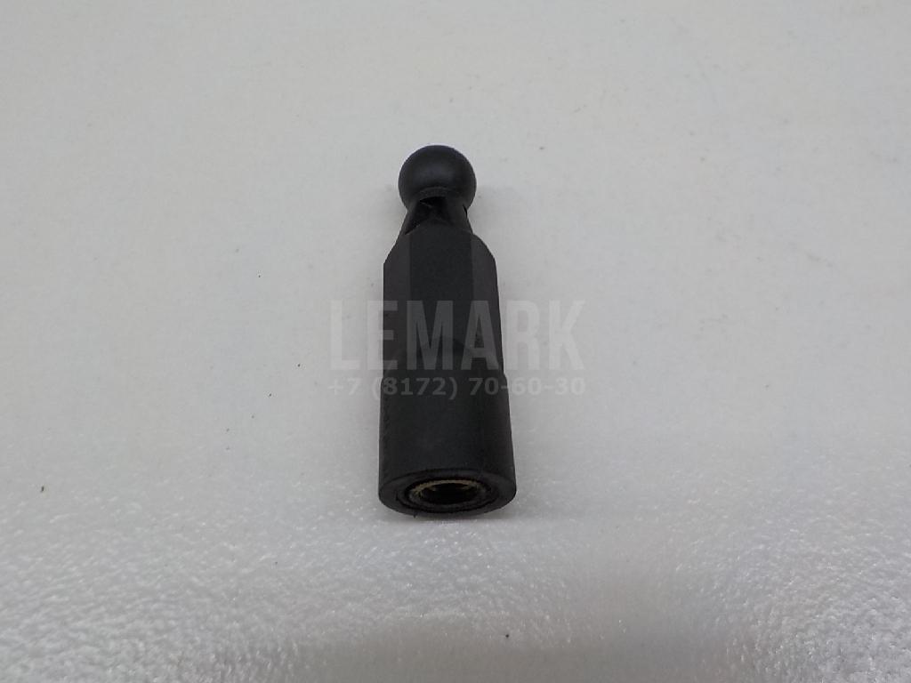 Крепеж (клоп) 1343455 Ford