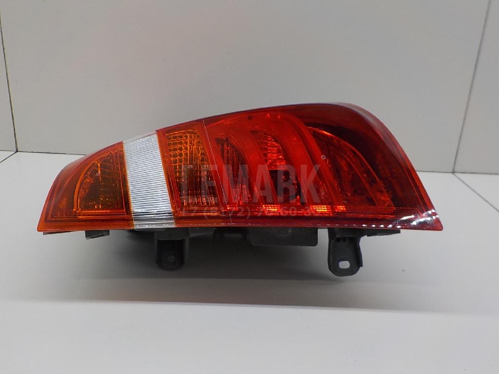 Фонарь задний наружный правый для  Alfa Romeo GTV 1978-1987