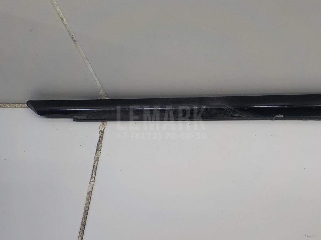 Накладка стекла переднего правого для  BMW 5-serie G30/G31/F90 2017-2023