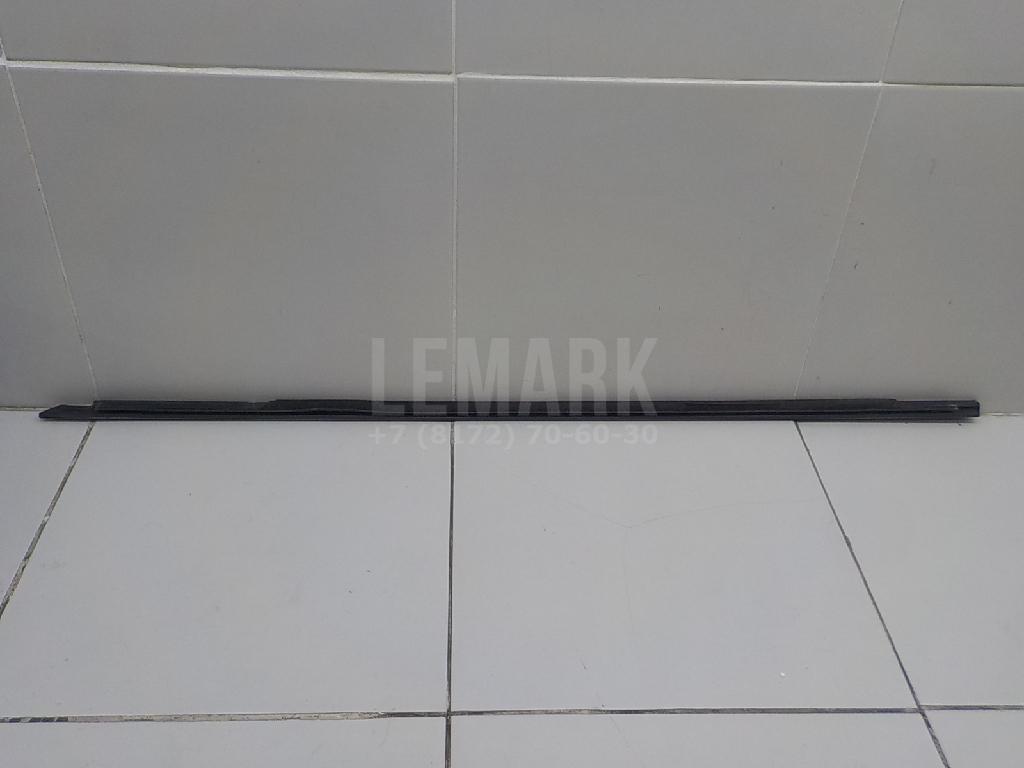 Накладка стекла переднего правого для  BMW 5-serie G30/G31/F90 2017-2023