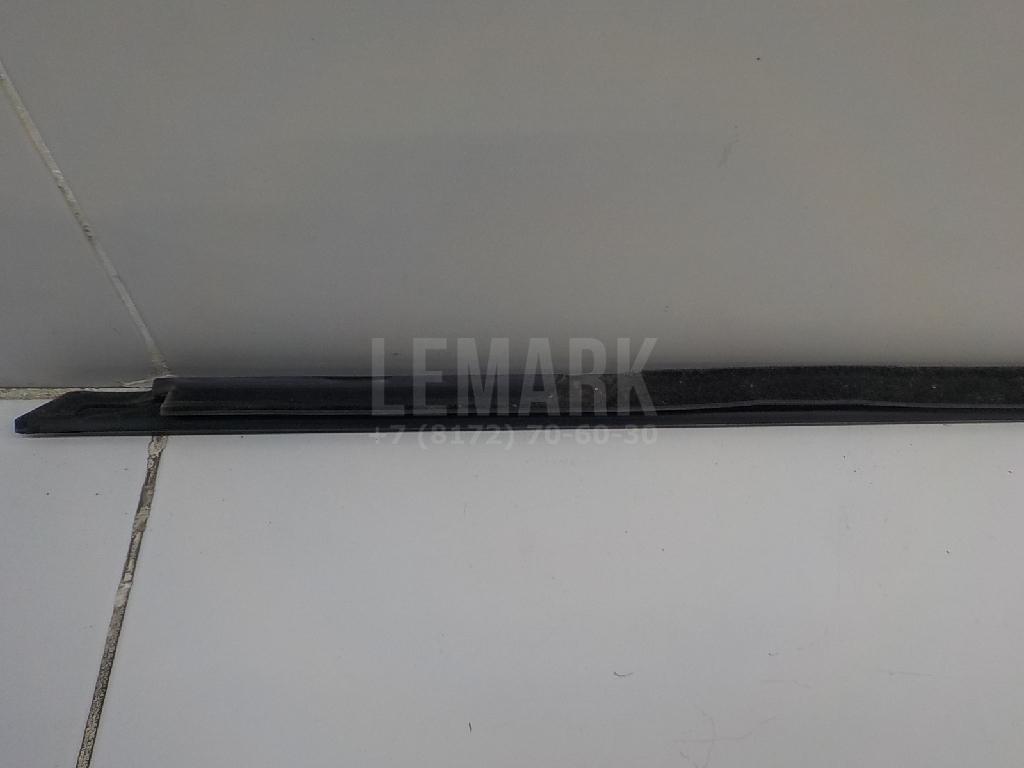 Накладка стекла переднего правого для  BMW 5-serie G30/G31/F90 2017-2023