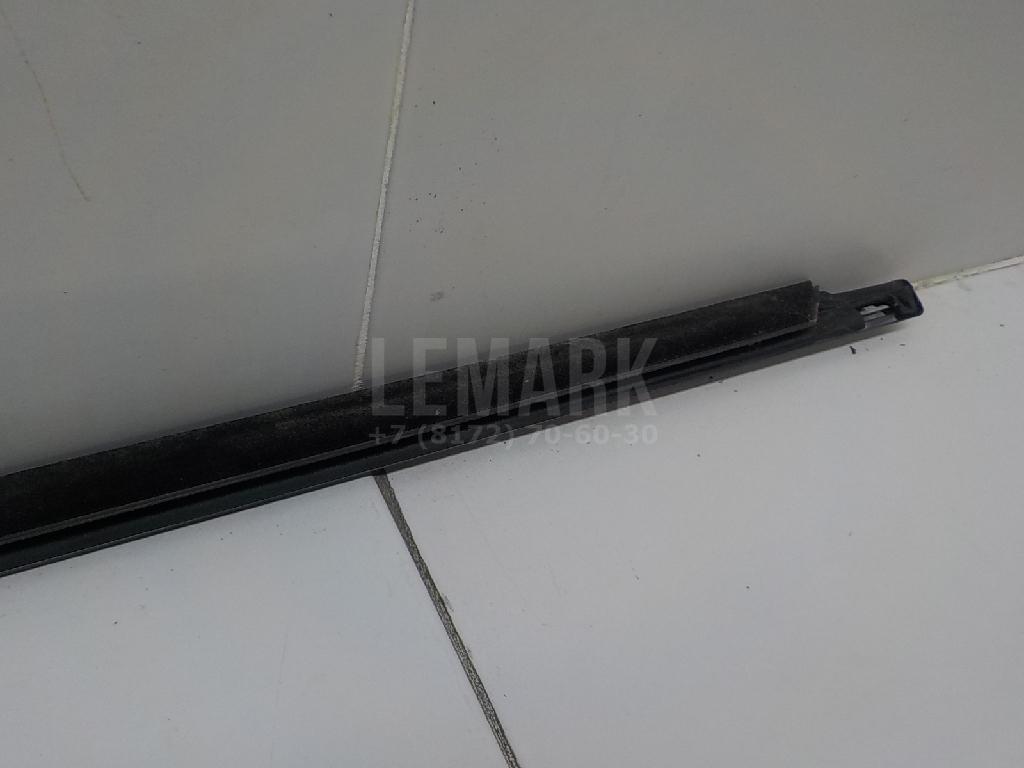 Накладка стекла заднего правого для  BMW X3 F25 2010-2017