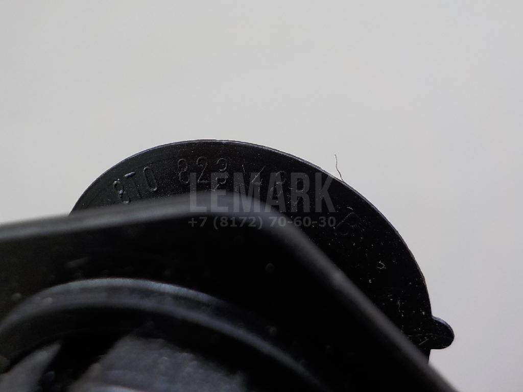 Отбойник капота для  BMW 1-serie E82/E88 2007-2013