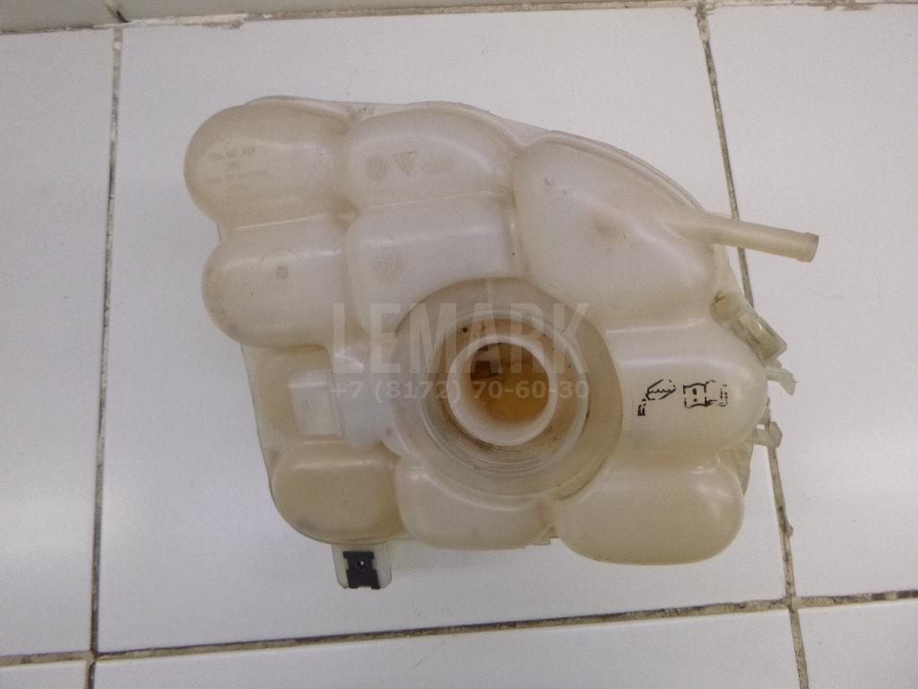 Бачок расширительный 7P0121407 VAG