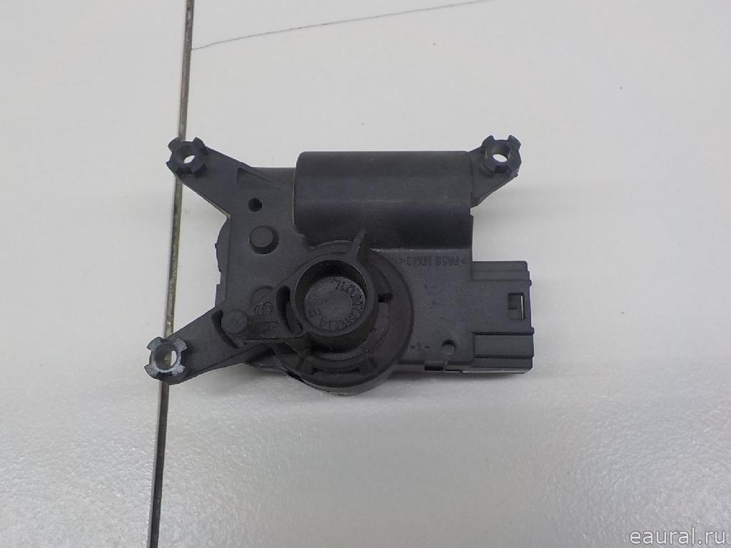 Моторчик заслонки отопителя