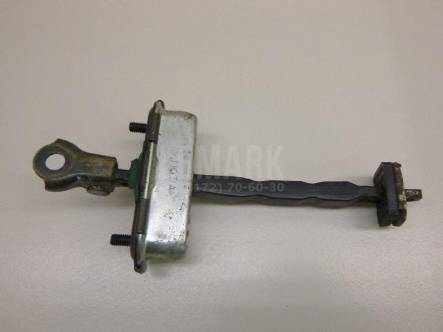 Ограничитель двери 793902W010 Hyundai-Kia