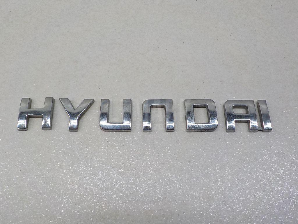 Эмблема на крышку багажника 863102B500 Hyundai-Kia