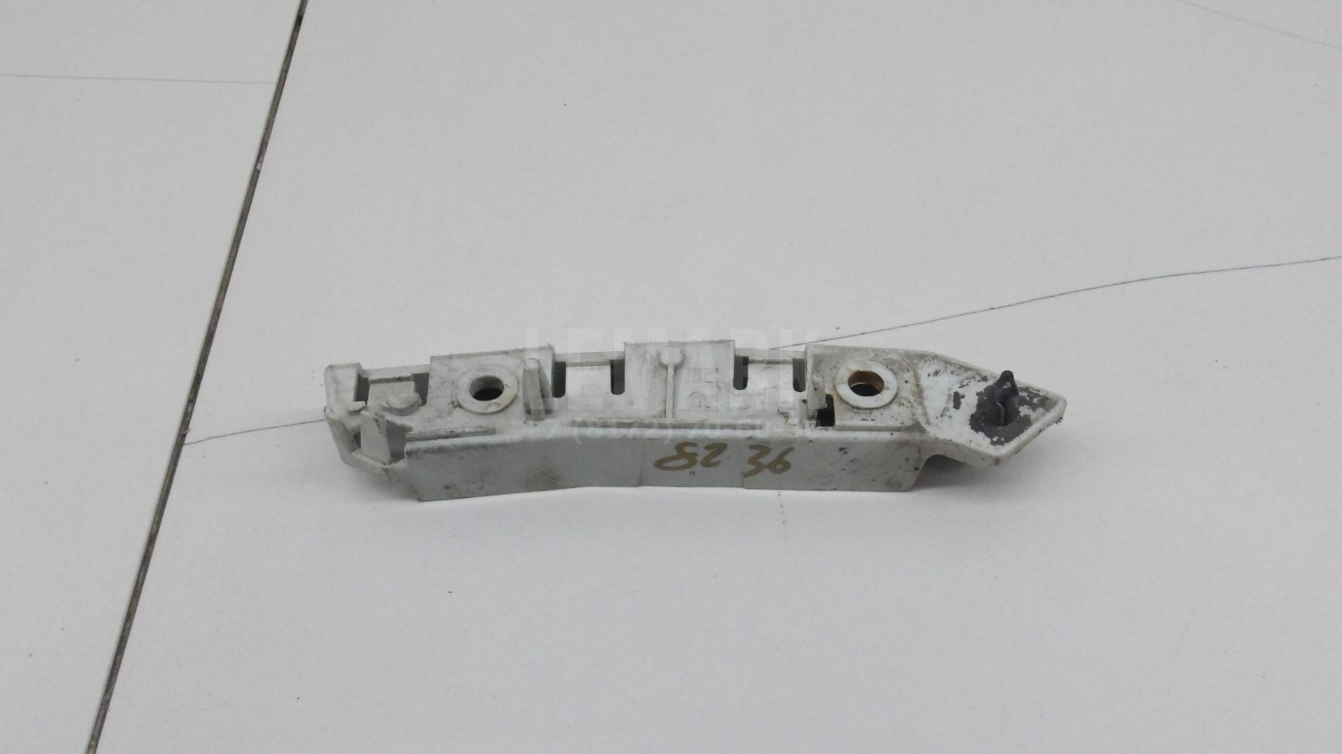 Кронштейн переднего бампера правый 1718730 Ford