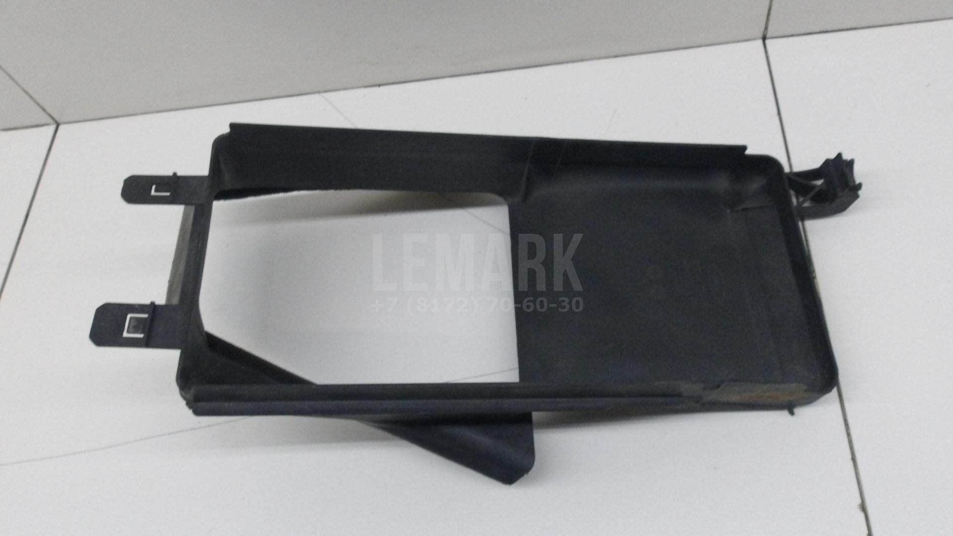 Воздухозаборник (внутри) BM518121AF Ford