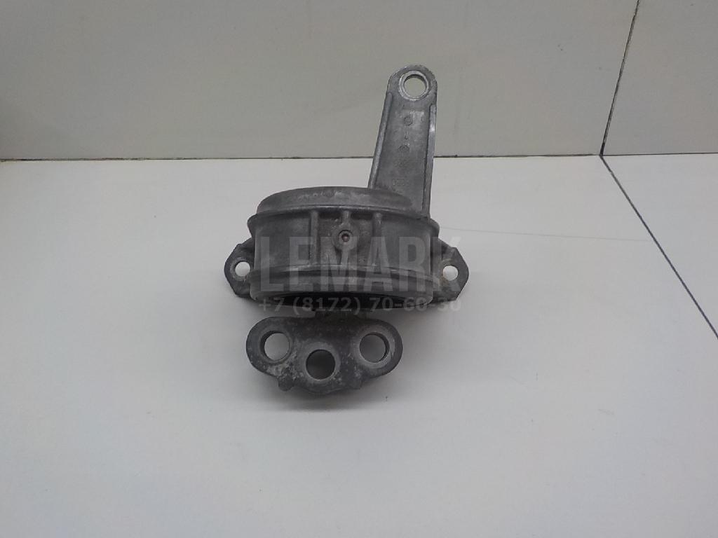 Опора двигателя правая 13257619 GM