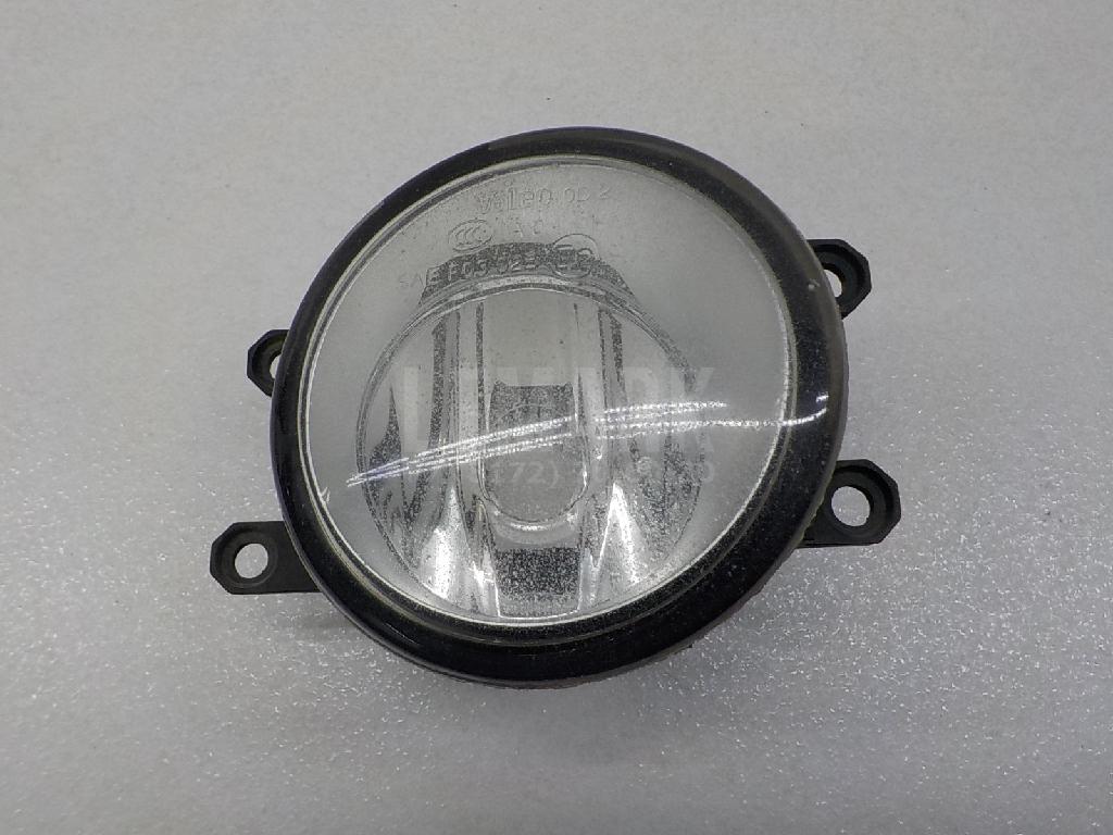 Фара противотуманная правая 812100D041 Toyota