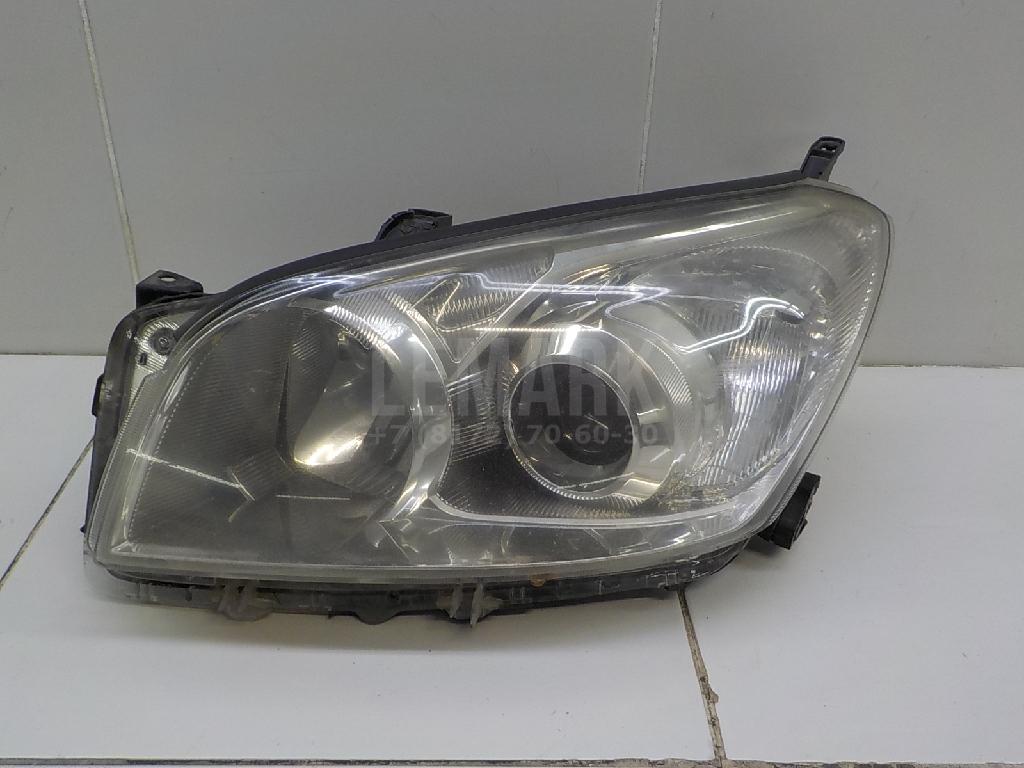 Фара левая 8117042430 Toyota