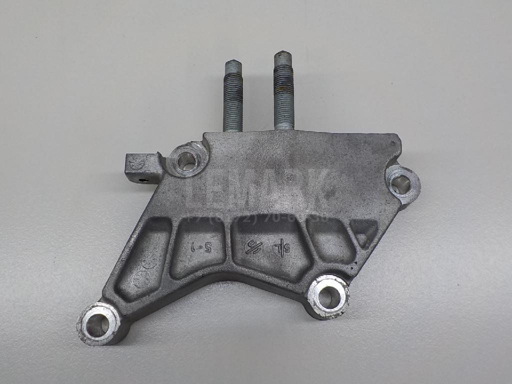 Кронштейн двигателя правый 216702F020 Hyundai-Kia