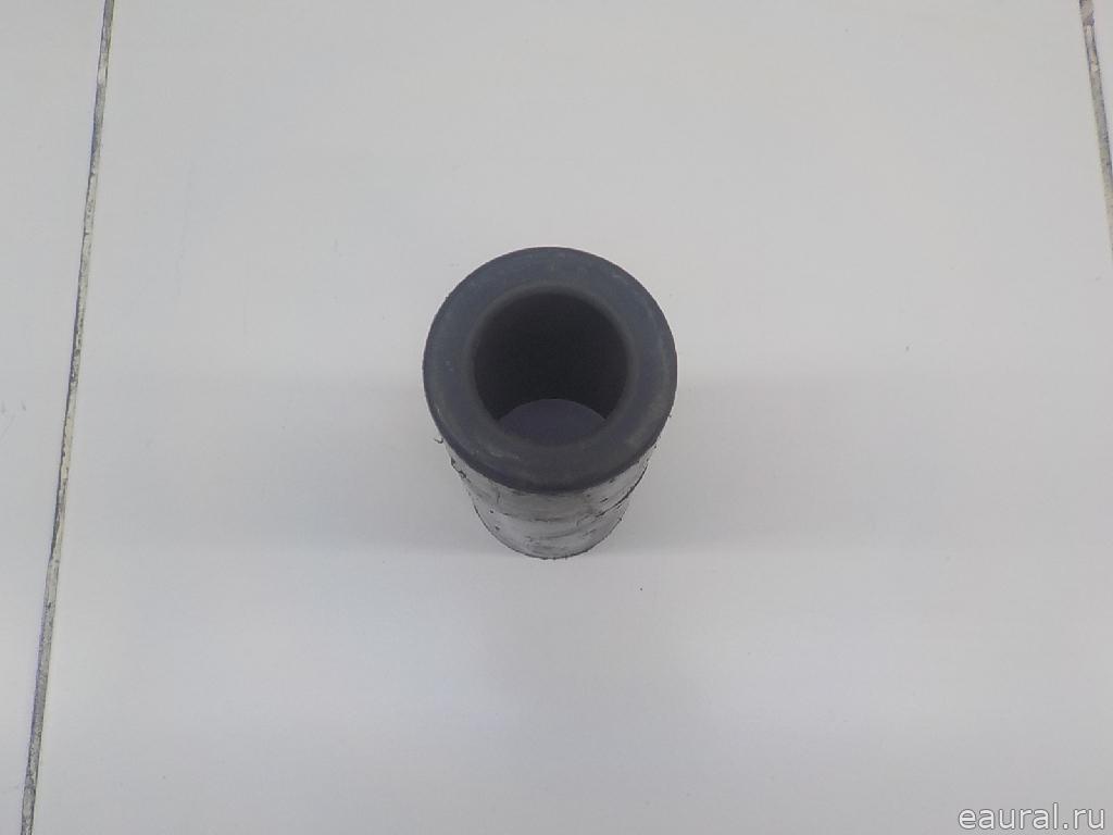 Пыльник заднего амортизатора