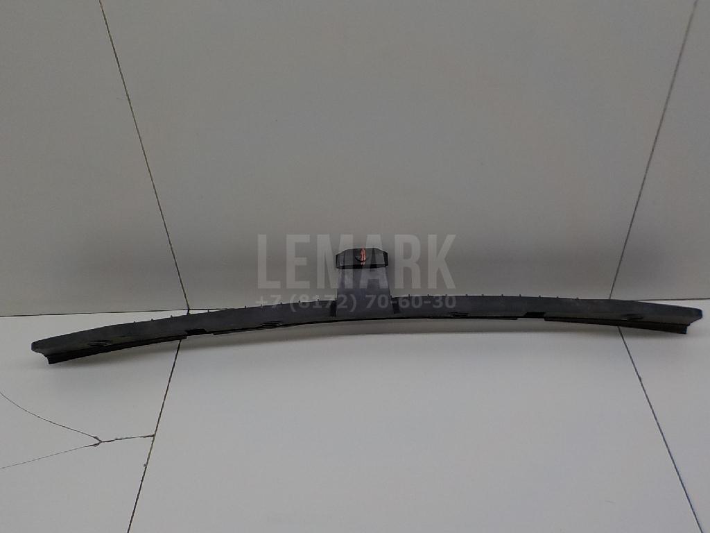 Кронштейн заднего бампера 1K6807863 VAG