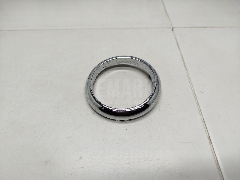 Рамка для противотуманных фар 1528748 Ford