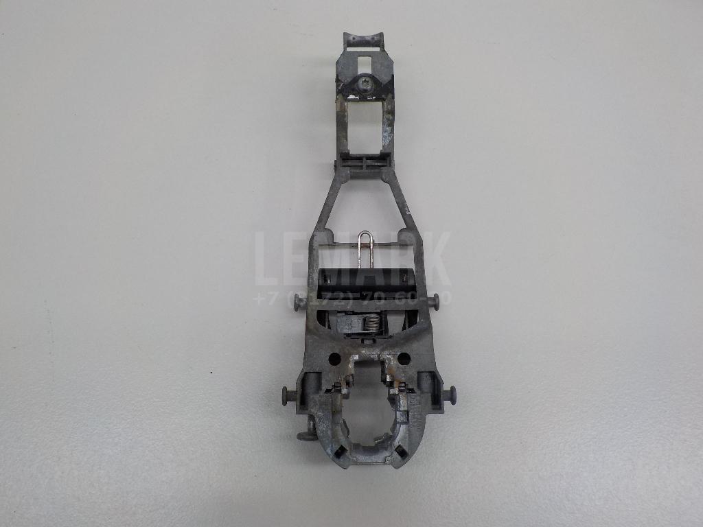 Кронштейн ручки 1Z0839886A VAG