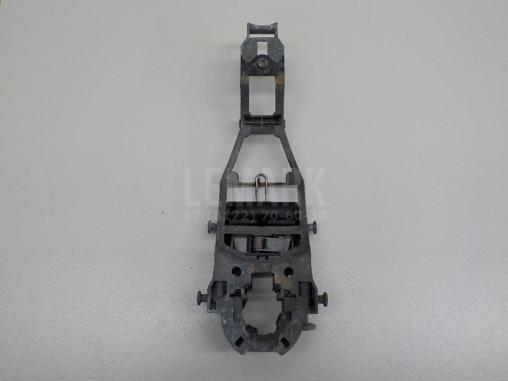 Кронштейн ручки 1Z0839886A VAG