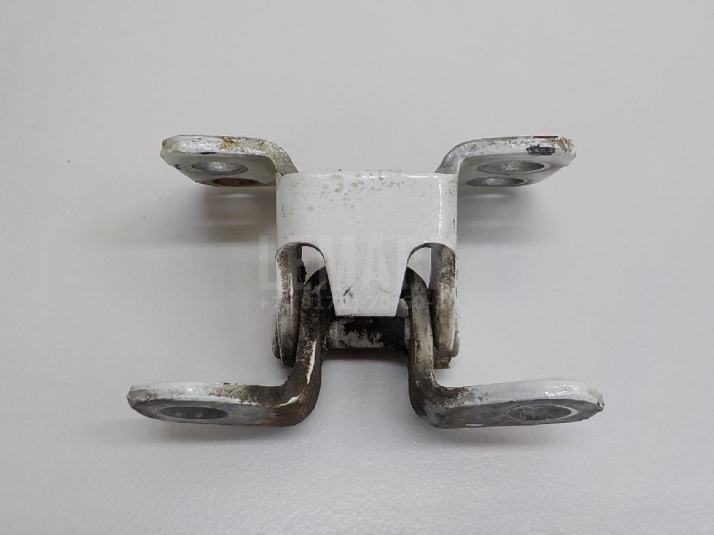 Петля двери багажника 6880160050 Toyota