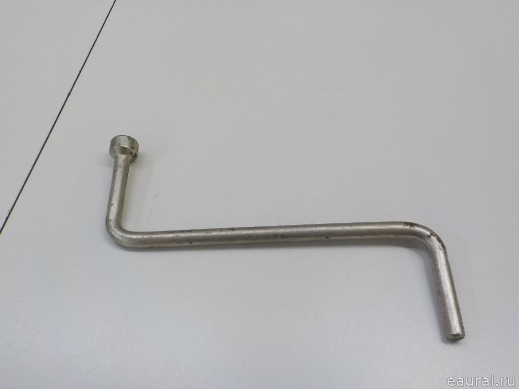 Ключ баллонный