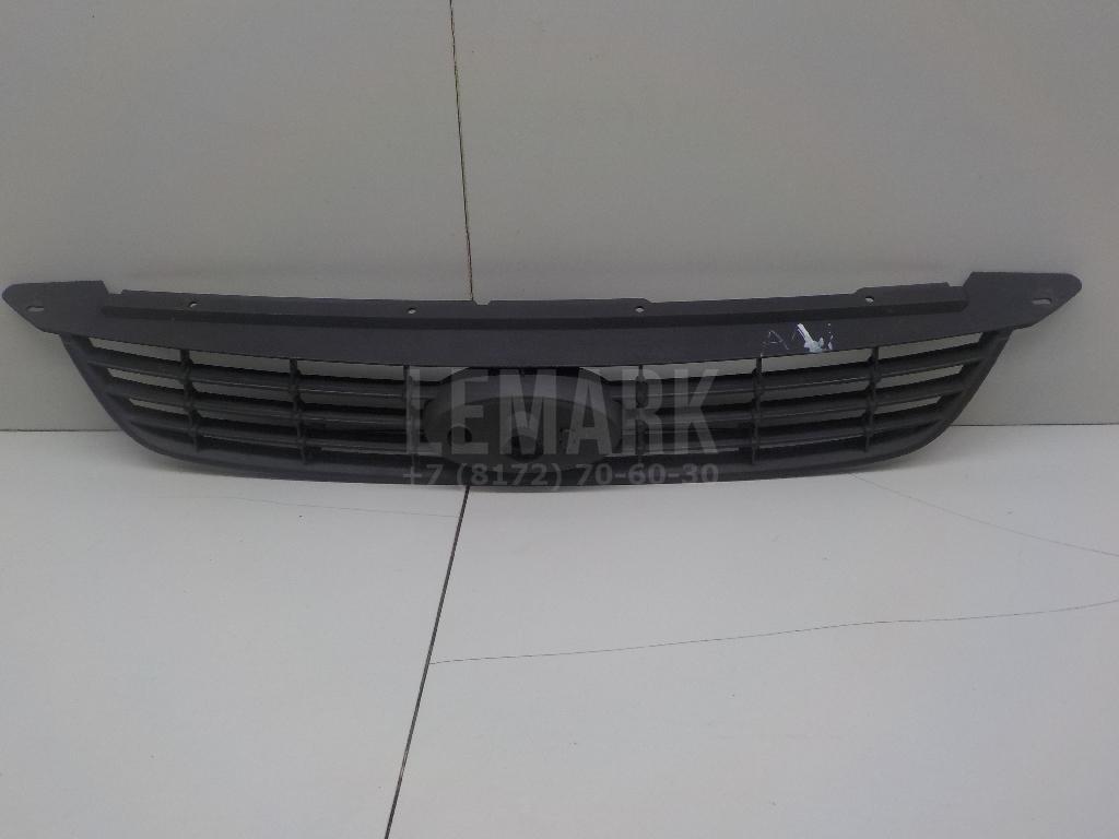 Решетка радиатора 1676410 Ford