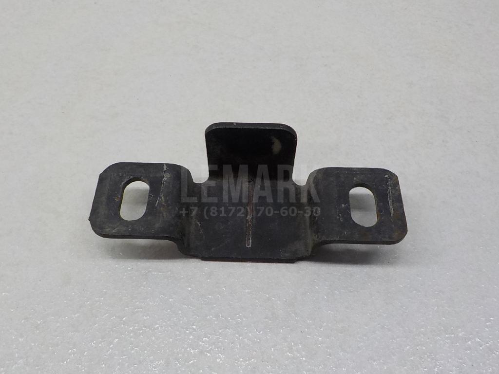 Кронштейн радиатора 4D0260427 VAG