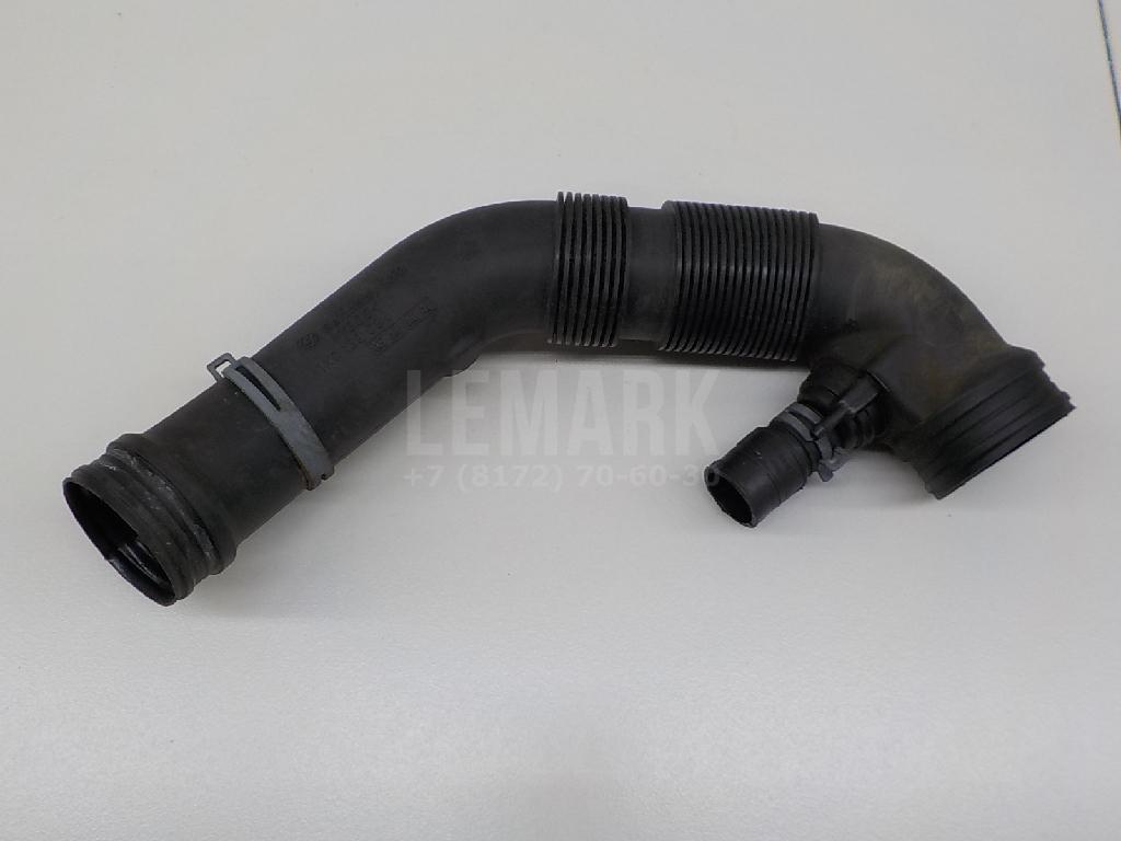 Патрубок воздушного фильтра 1K0129684AE VAG