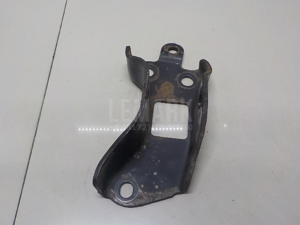 Кронштейн заднего рычага 4872742010 Toyota