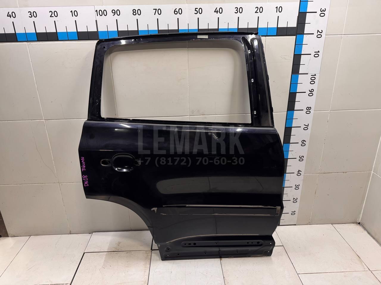 Дверь задняя правая 5N0833056A VAG