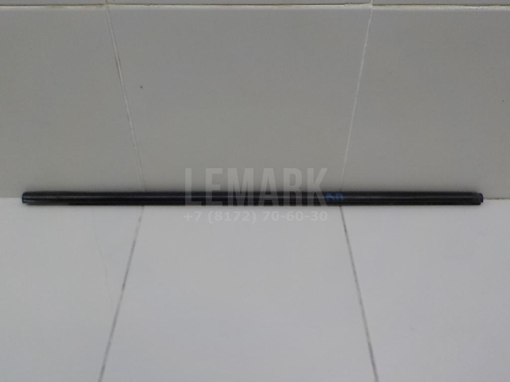 Накладка стекла переднего правого 80820JG000 Nissan