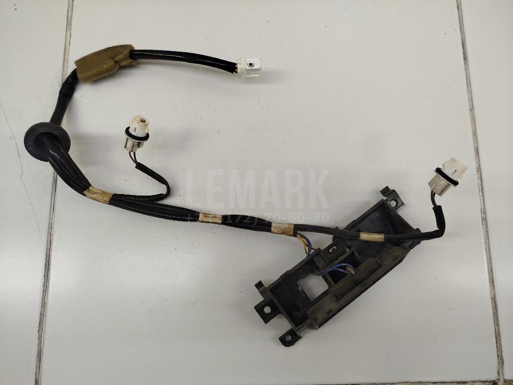 Кнопка открывания багажника 90817JG00A Nissan