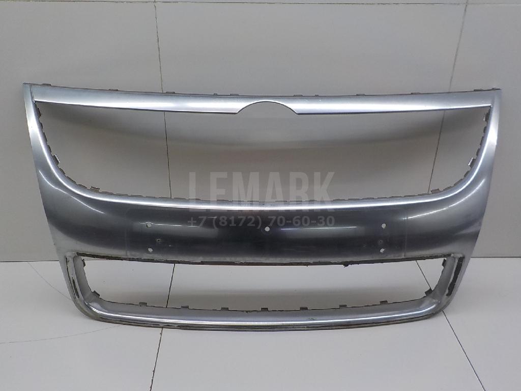 Решетка радиатора 7L6853651L3Q7 VAG