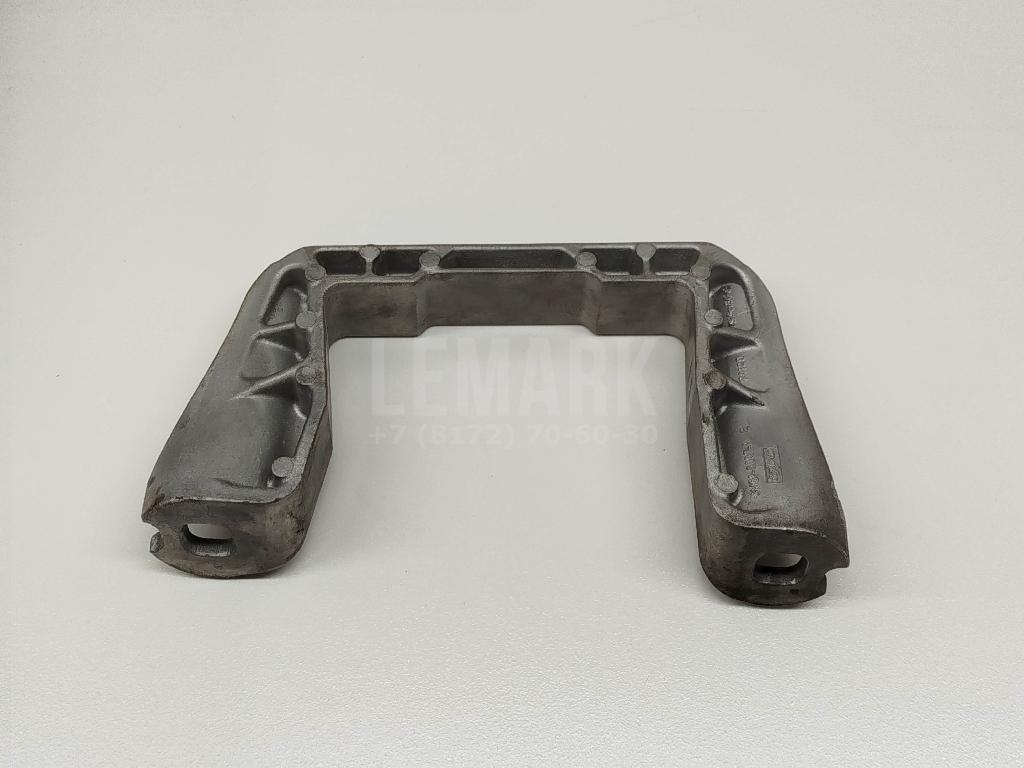Кронштейн двигателя правый 1495419 Ford