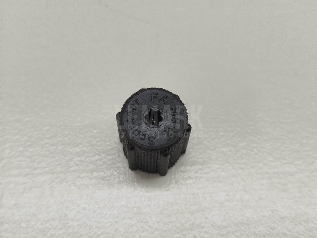 Колпачок 1323042 Ford