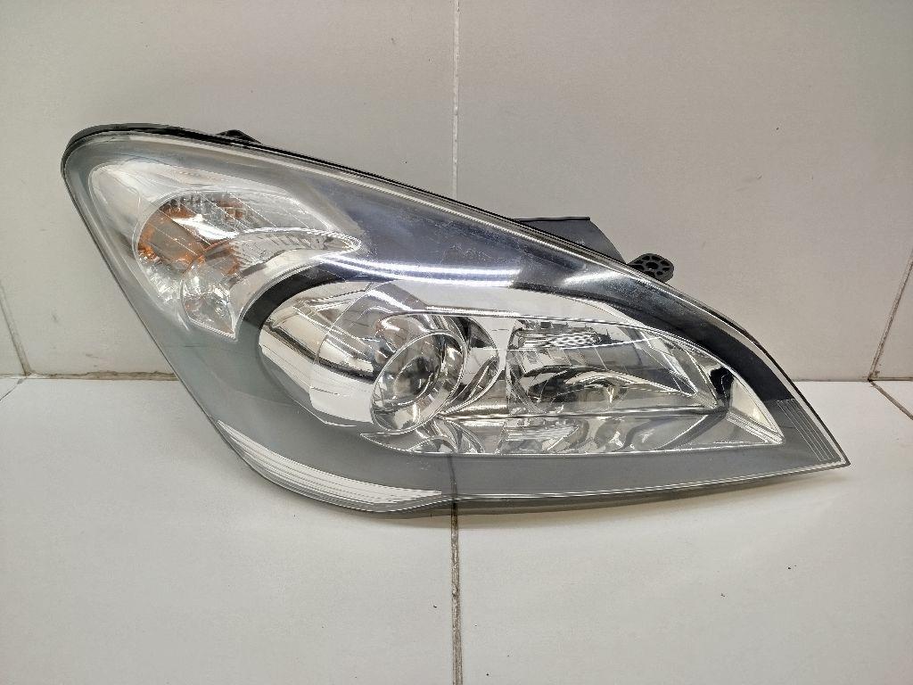 Фара правая 921021H080 Hyundai-Kia