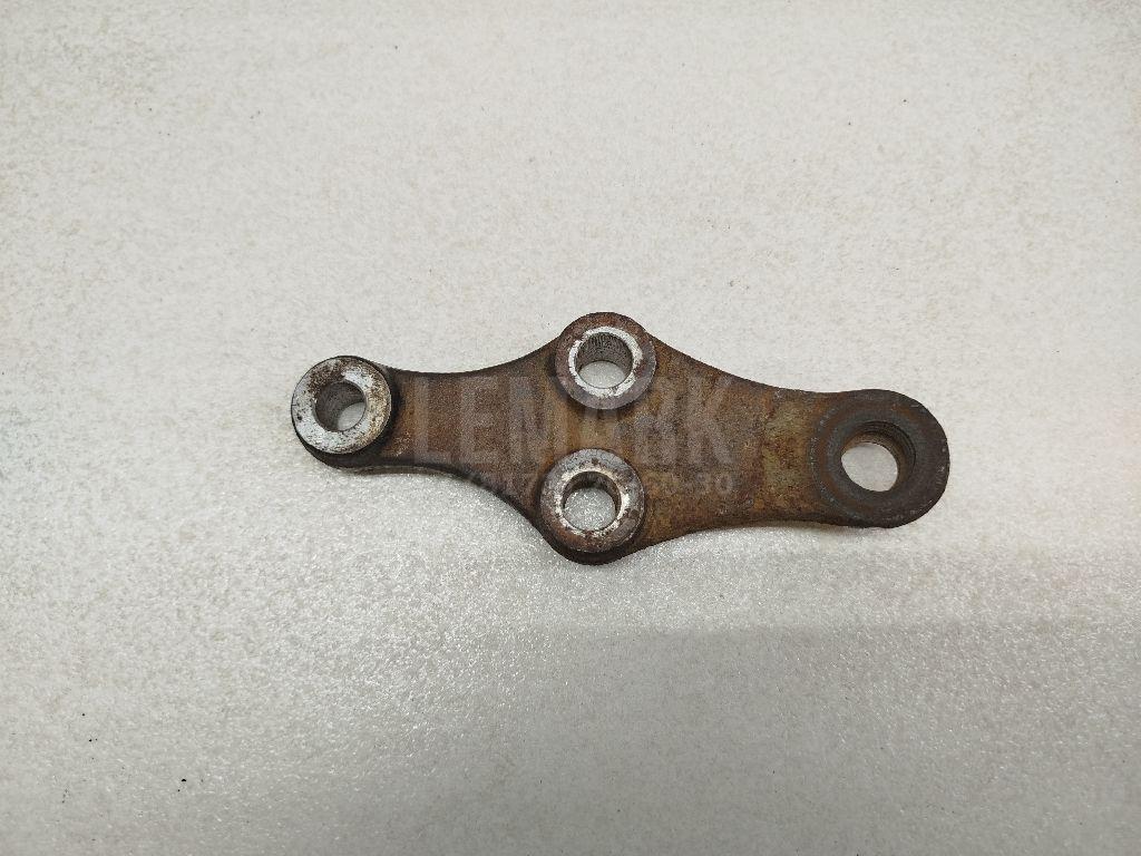Кронштейн опоры шаровой 545412H000 Hyundai-Kia