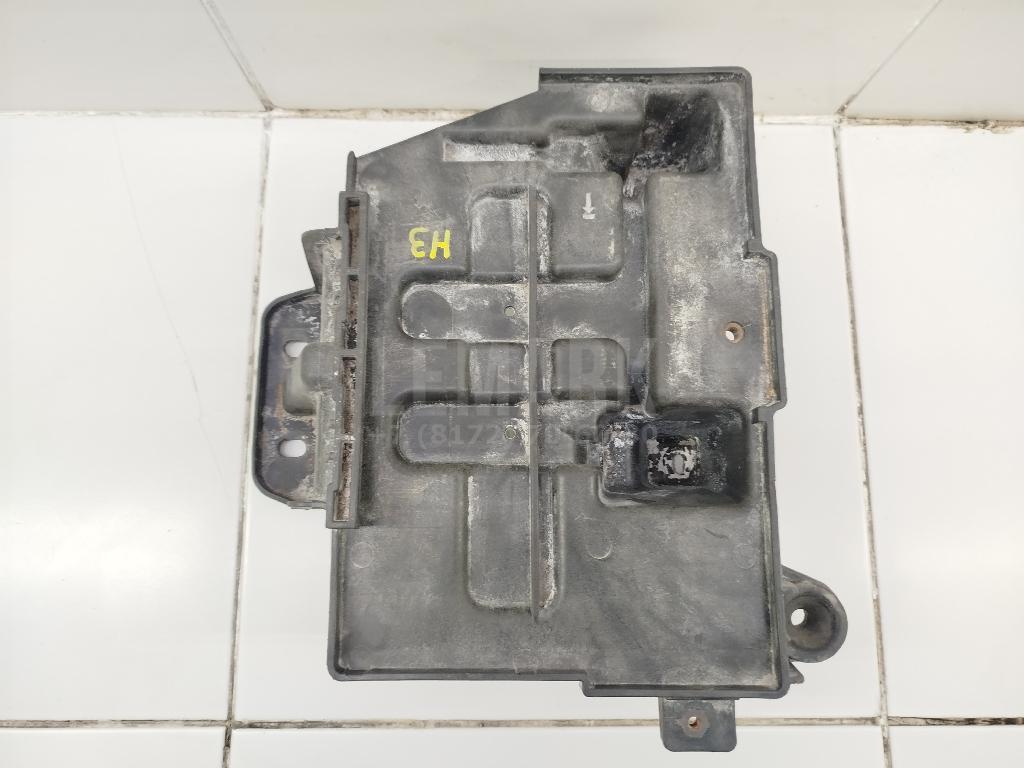 Крепление АКБ (корпус/подставка) 371502S200 Hyundai-Kia