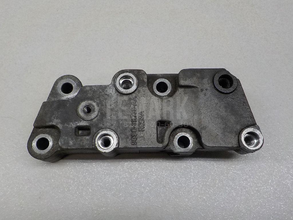 Кронштейн гидроусилителя 1683415 Ford